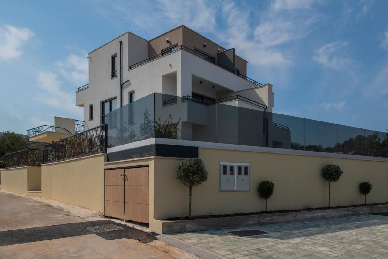 Villa Magna Luxury Apartments Муртер Екстер'єр фото